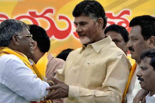 YSRCP on a verge of a wipeout in Godavari districts