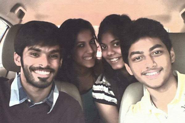 Niharika clarifies on photo with Mokshagna in Car