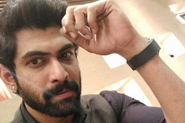 rana-right-eye-problem