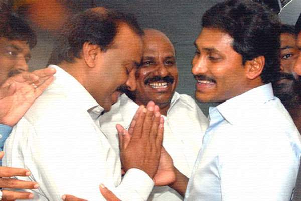 ys jagan  gaali janardhan reddy