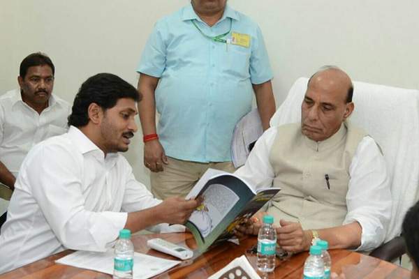 ys jagan meets Rajnath singh