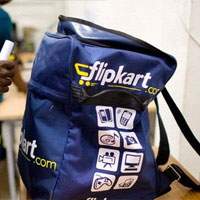 Earned Lakhs duping Flipkart