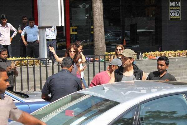 Hrithik-Roshan-wife-Suzanne-Khan-not-interested-to-reunite-with-hrithik