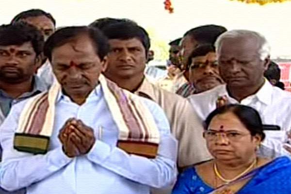 KCR laid foundation stone for Medigadda