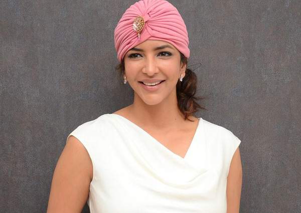 Lakshmi-Manchu-Bomb