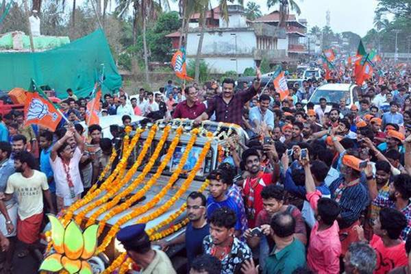 Mohan lal campaigning for BJP in Kerala