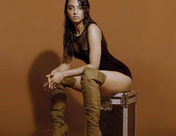 Radhika-Apte-hot-sitting-pose