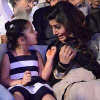 Samantha playing Sitara Mahesh Babu daughter Brahmotsavam Audio Launch event