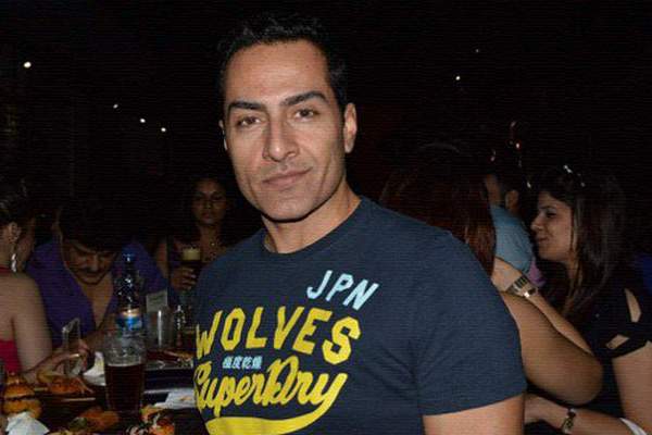 Sudhanshu pandey as sciencetist in robo2.0 movie