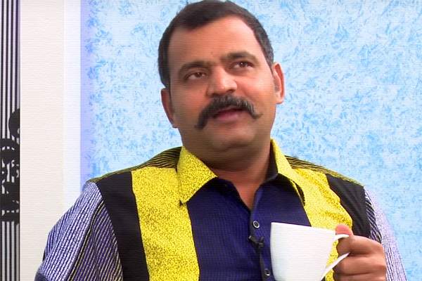 TV Anchor Prabhakar about artists