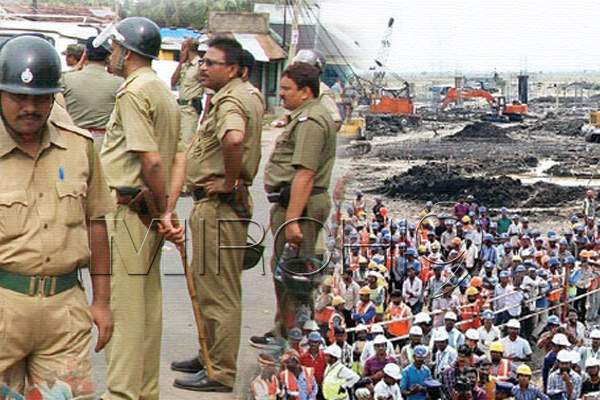 Tension at Andhra Pradesh interim secretariat