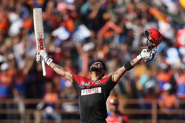 Virat Kohli first player to score 4000 IPL runs