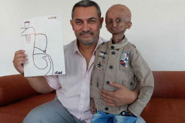aamir-khan-super-fan-nihal-bitla-passes-away-15