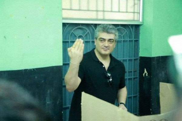 Ajith avoided showing middle finger, tamilnadu election