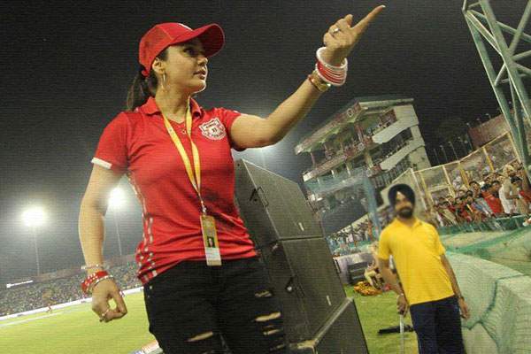 kxip-coach-sanjay-bangar-was-abused-by-preity-zinta