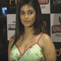 meera-chopra-was-shocked-for-pawan-kalyan-craze