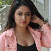 nagarjunas-second-heroine-poonam-bajwa-denies-marriage-to-sunil-reddy
