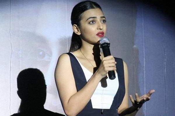 reports-say-that-Radhika apte-is-not-satisfied