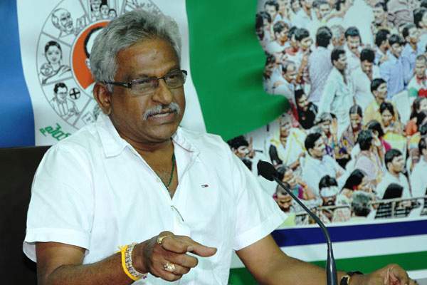 yv subba reddy irresponsible behaviour in Parliament