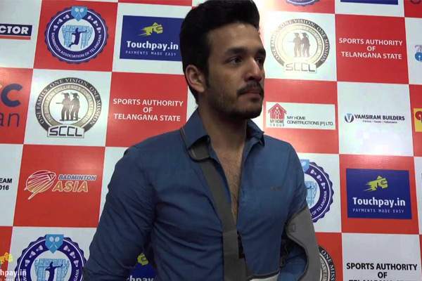 Akhil, Akhil Love Affair, Akhil Girl Friend, Akhil Girl Friend Family Friend, Akhil Akkineni Love Affair, Akhil Affair Rumors