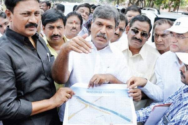 Benz Circle Flyover - Kesineni Nani