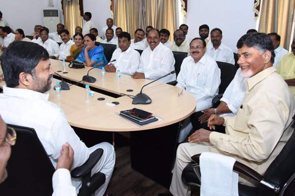 Chandrababu naidu - Employees