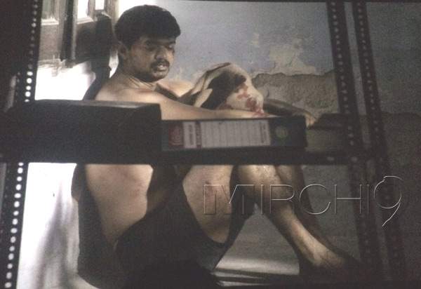 Chiranjeevi, Chiranjeevi Nude scene, Kaththi Nude scene, Chiranjeevi Kaththi Nude scene, Chiranjeevi 150 Movie Nude Scene 