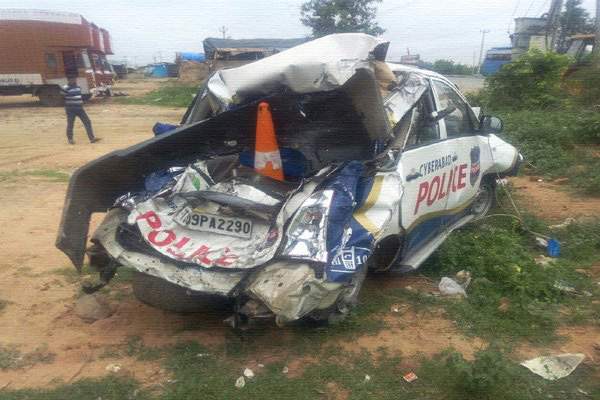 Hyuderabad ORR Acident- Police Car