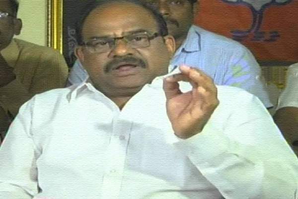 MLA, Akula Satyanarayana