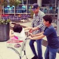 Mahesh Babu, Mahesh Babu Sitara Airport Photos, Mahesh Babu Sitara Family Airport, Mahesh Babu Sitara latest photos, Mahesh Babu Sitara latest stills, Mahesh Babu Sitara pics, Mahesh Babu Sitara Gautham, Mahesh Babu Sitara Ghattamaneni,