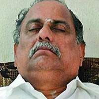 Mudragada Padmanabham, Kapu, Kapu reservation, Kapu agitation, tuni voilence, court, TDP, bail, chnadrababu naidu, fast, arrest