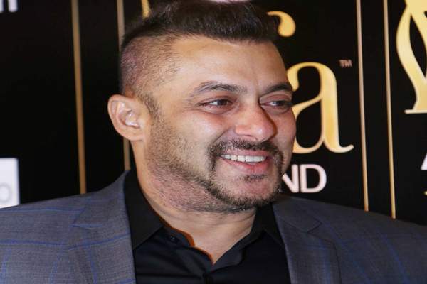 Salman Khan, Salman Khan EROS Settlement, Salman Khan EROS Financial Settlement, Salman Khan EROS Money Settlement, Salman EROS Settlement