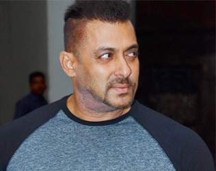 Salman Khan, Salman Khan Rape Victim, Rape Remakrs, Salman Khan Arnab Goswami, Arnab Goswami fires Salman Khan, Arnab Goswami Rape Debate