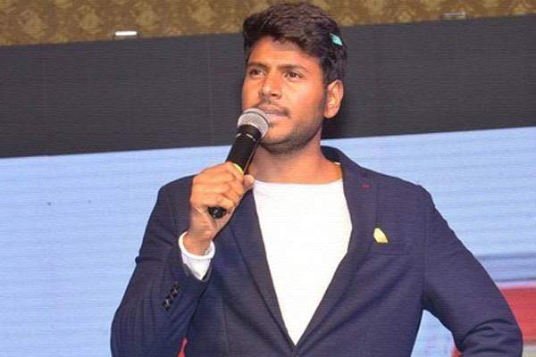 Sandeep kishan-Oka Ammayi Thappa