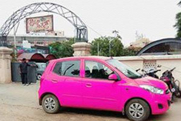 Janatha Garage KCR, Janatha Garage KCR Shooting, Janatha Garage KCR Shooting Location, Janatha Garage Stills KCR, Janatha Garage KCR NTR, Janatha Garage KCR Pink Car 