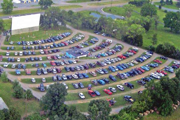 Vizag, Drive in theatre, movie tickets, Hyderabad, Vishakapatnam,  Telugu movie, Tollywood, Ahmedabad, Mumbai, Chennai and Kolkata,