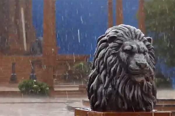first rains arrive in Mahishmathi