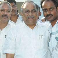 Kapu agitation, kapu tuni violence, kapu reservation , Kapu Leader Mudragada Padmanabham, Kapu andhra pradesh, kapunadu, kapu caste reservation, Chiranjeevi