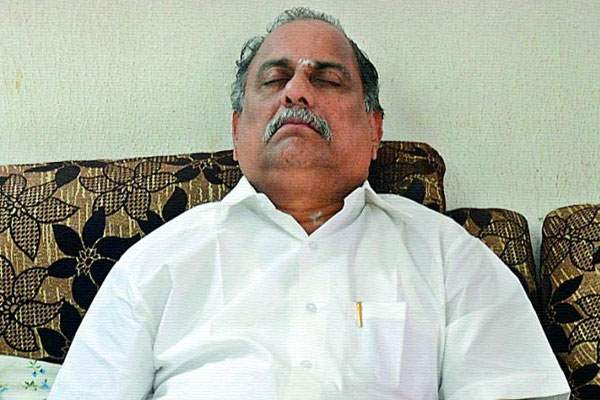Mudragada, Lagudu Srinu, YSR congress, Tuni Violence Case, Kotanandhuru, Kapu deeksha, kapu agitation, kapu reservation,