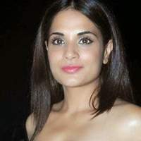 Richa-Chadda-twitter comments