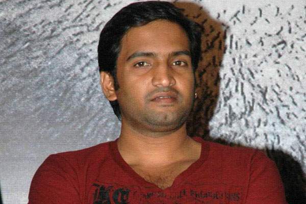 santhanam-father-expired
