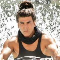 Akshay Kumar, Akshay Kumar New Hair Style, Akshay Kumar Funky Hair Style, Akshay Kumar Funny Hair Style, Akshay Kumar Hilarious Hair Style
