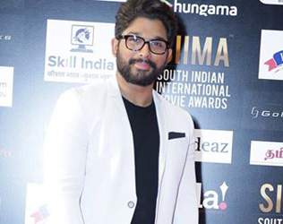 Allu Arjun Warning Pawan Kalyan Fans, Allu Arjun Advises Pawan Kalyan Fans, Allu Arjun Controvery Pawan Kalyan Fans, Allu Arjun Comments Pawan Kalyan Fans