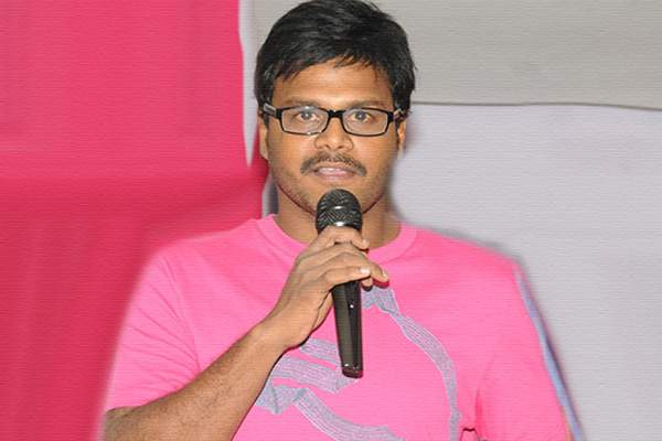 Sapthagiri, Sapthagiri Media Controversy, Comedian Sapthagiri Media Controversy, Sapthagiri Media Created Controversy,  Sapthagiri Media Comments, Sapthagiri Media attack, Sapthagiri Media Conflict, 