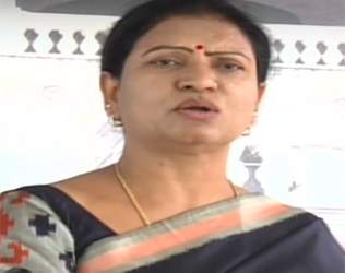 DK Aruna, DK Aruna KCR, DK Aruna KCR Godse, DK Aruna CM KCR Godse, DK Aruna Telangana CM KCR Godse, DK Aruna KCR Godse, DK Aruna KCR Telangana Godse,