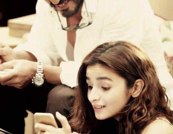Dear Zindagi, Dear Zindagi First Look Talk, Dear Zindagi First Look Social Media Talk, Dear Zindagi First Look Twitter Facebook Talk