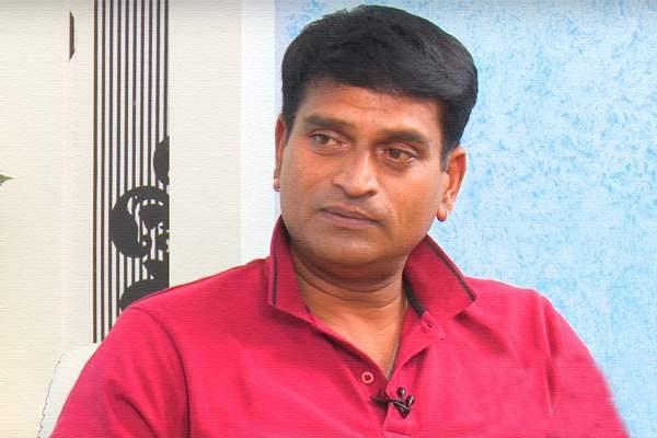 Director Ravi Babu, Director Ravi Babu Cheated, Director Ravi Babu  Cheating Case, Director Ravi Babu Court Case, Laddu Babu Producer Cheated Ravi Babu, Laddu Babu Producer Cheated Director Ravi Babu