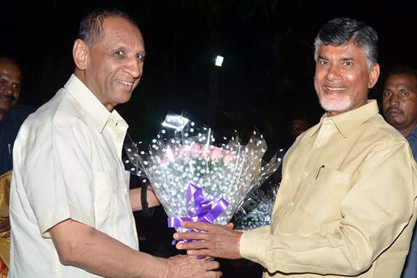 Chandrababu Naidu,  Governor Narasimhan Chandrababu Naidu house, Governor ESL Narasimhan Chandrababu Naidu Amaravati house, Governor Chandrababu Naidu Undavalli house, Governor Chandrababu Naidu Vijayawada house