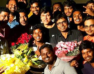 Iru Mugan, Iru Mugan Shooting, Iru Mugan Shooting Wrapped, Iru Mugan Movie Shooting Wrapped Vikram Iru Mugan Shooting Wrapped, Chiyaan Vikram Iru Mugan Shooting Wrapped, Iru Mugan Shooting Finished