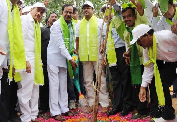 KCR, KCR Land Acquisition, KCR Land Pooling, KCR Land Policy, KCR Land Strategy, KCR Farmers Land Acquisition, KCR Farmers Land Pooling
